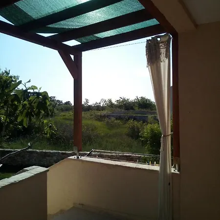 T And T Apartman *