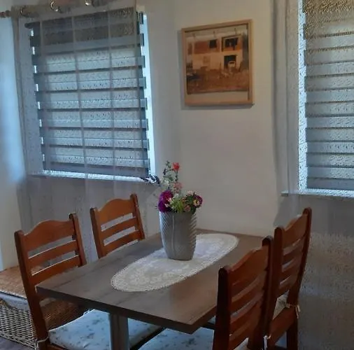 Apartamento T And T